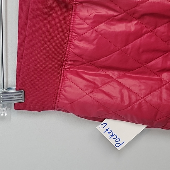 CJ6256-620 NIKE Red berry Quilted Jogger Pants - Picture 2 of 9